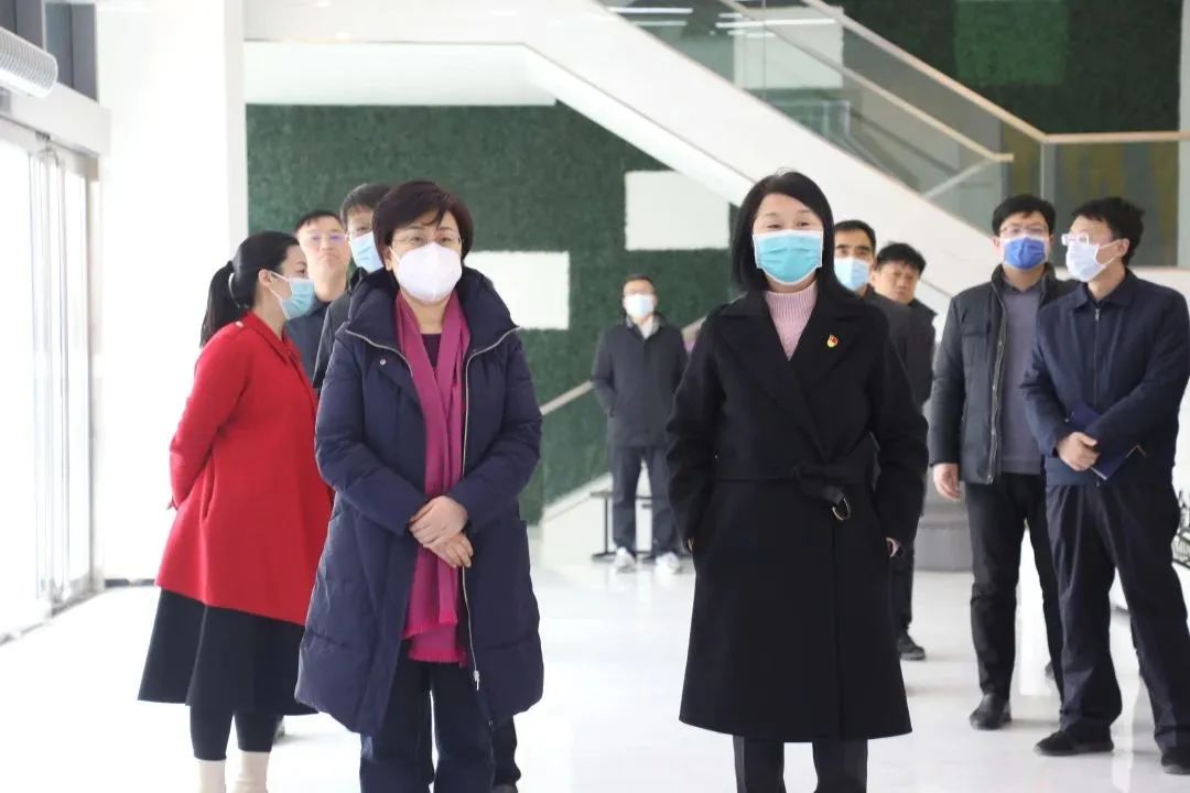 河南省科技廳黨組書記、廳長陳向平銀金達調(diào)研